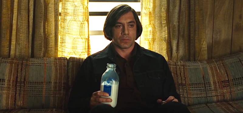 Ka në fakt një arsye pse personazhet e frikshëm pinë gjithmonë qumësht në filma