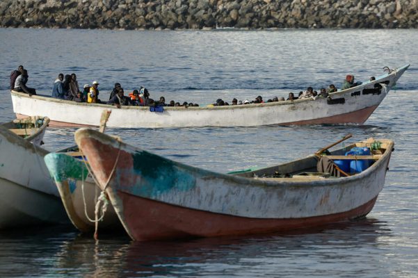 Gjendet varka me emigrantë në brigjet spanjolle, 4 të vdekur dhe shumë në gjendje të rëndë