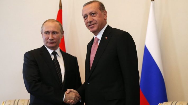 Erdogan uron Putinin për fitoren, mesazhi që i dërgoi