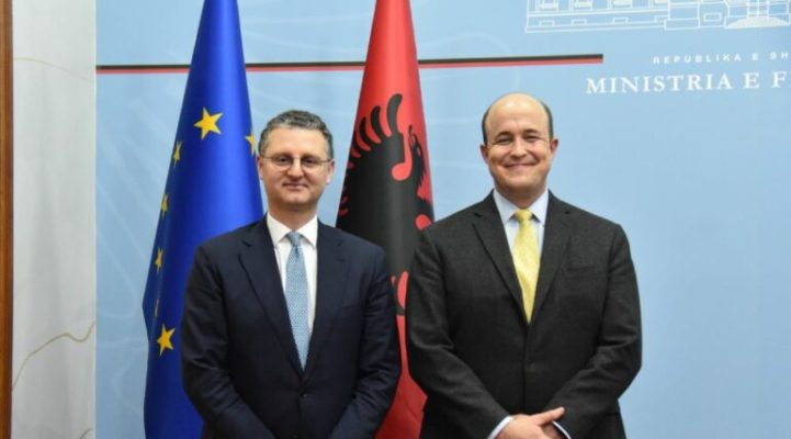 USAID mbështetje Shqipërisë, ndihma financiare për reformat dhe shtetin e së drejtës 