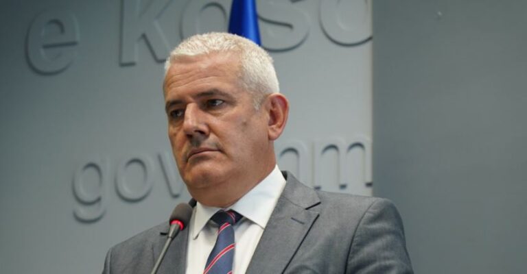 ​Fletarresti për disa zyrtarë policor të Kosovës, Sveçla: Prej Rusisë nuk pritet asgjë e mirë