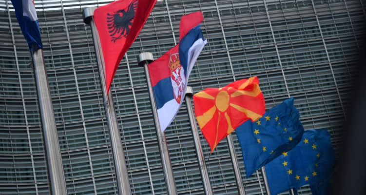 BE-ja nën presion kohor për ta miratuar formalisht planin për rritje në Ballkan