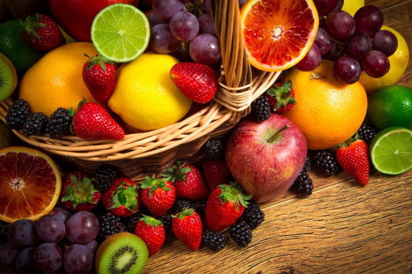 A janë të dëmshme frutat para gjumit?