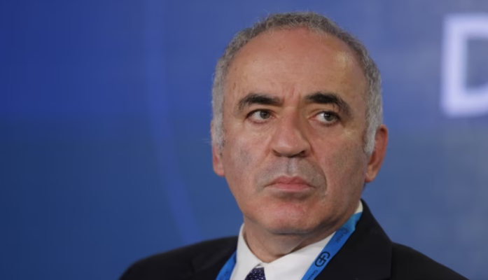 Rusia fut në “listën e zezë” Garry Kasparov