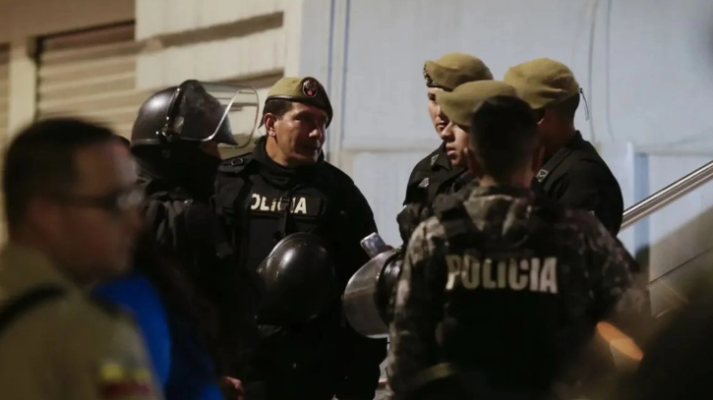 Trazira në burgun Guayaquil në Ekuador, një i vrarë dhe katër të plagosur
