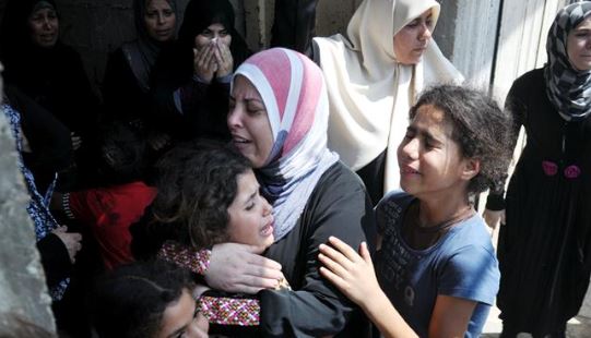 Po përgatisnin syfyr, vriten 36 anëtarë të së njëjtës familje në Gaza