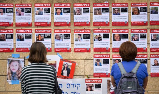 “A doni t’i jepni fund luftës?”, mesazhi i Izraelit ndaj palestinezëve: Jepni informacion mbi pengjet dhe përfitoni para