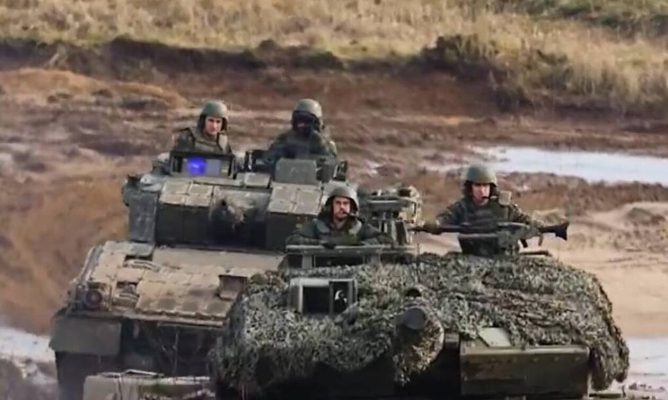 VIDEO/ “Leopardët” gjermanë rikthehen në Poloni, armiku është Rusia: NATO, 20 000 trupa përballë Kaliningradit