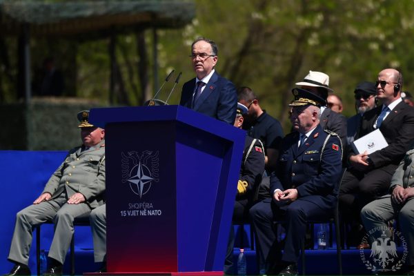 “Së bashku, më të fortë”, Begaj në ceremoninë e 15-vjetorit të anëtarësimit në NATO: Aleatët kanë besim te ne