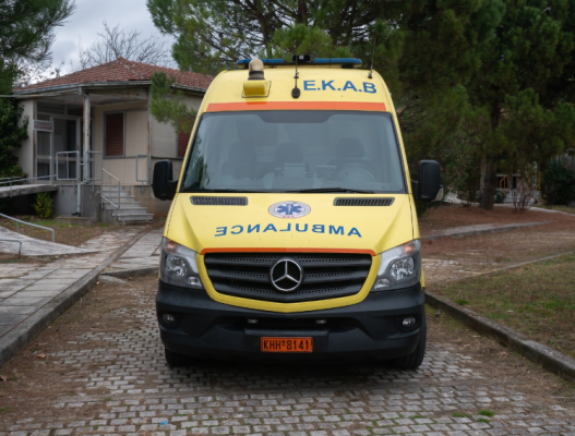 6-vjeçajra përfundon në spital nga mbidoza e alkoolit, arrestohet nëna në Greqi