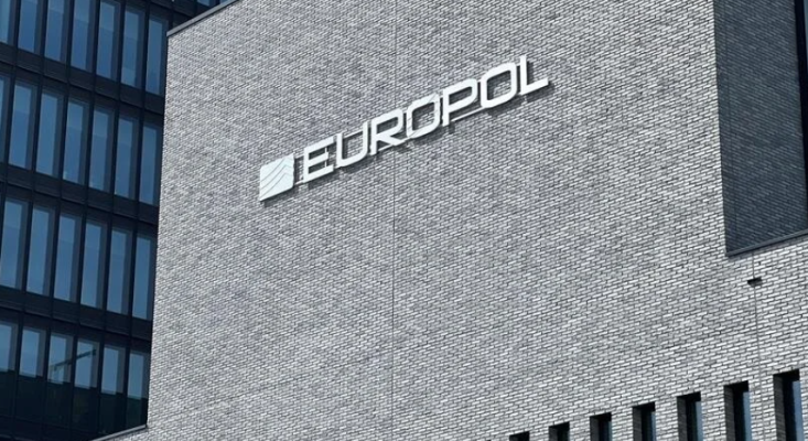 Komisarja e BE: Europol ka identifikuar 821 grupe kriminale në bllokun europian