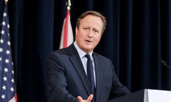 Cameron: Bideni ka të drejtë që i bën presion Netanyahut për armëpushim
