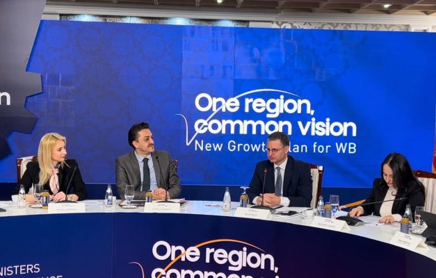 Mete merr pjesë në takimin e ministrave të Çështjeve Evropiane dhe Financave të Ballkanit Perëndimor: Hapja e SEPA-s për vendet jo anëtare mundësi unike Mete merr pjesë në takimin e ministrave të Çështjeve Evropiane dhe Financave të Ballkanit Perëndimor: Hapja e SEPA-s për vendet jo anëtare mundësi unike