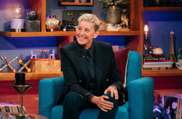 “Unë jam e keqe, plakë dhe lesbike”, Ellen DeGeneres i përgjigjet akuzave për racizëm