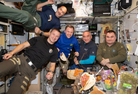 E keni pyetur ndonjëherë veten, çfarë hanë astronautët në hapësirë?