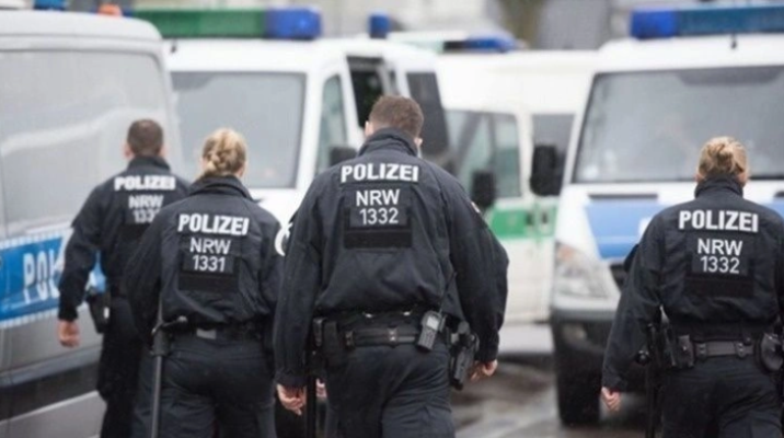 350 mijë euro një leje qëndrimi, shkatërrohet rrjeti i trafikimit të emigrantëve në Gjermani