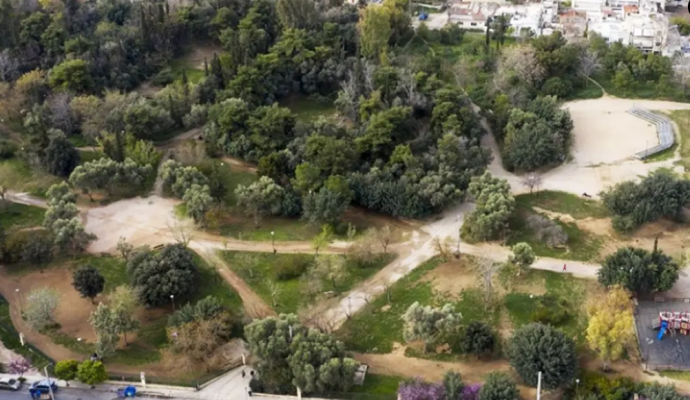 Arkeologët italianë pretendojnë se kanë gjetur varrin e Platonit