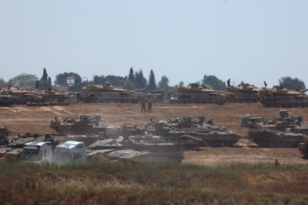 Zyrtarët izraelitë shkojnë në Kajro për të vlerësuar pozicionin e Hamasit
