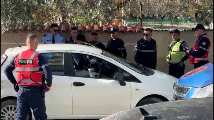 I sapo liruar nga burgu me amnisti, 35-vjeçari vjedh italianët në Vlorë, arrestohet nga policia (EMRI)