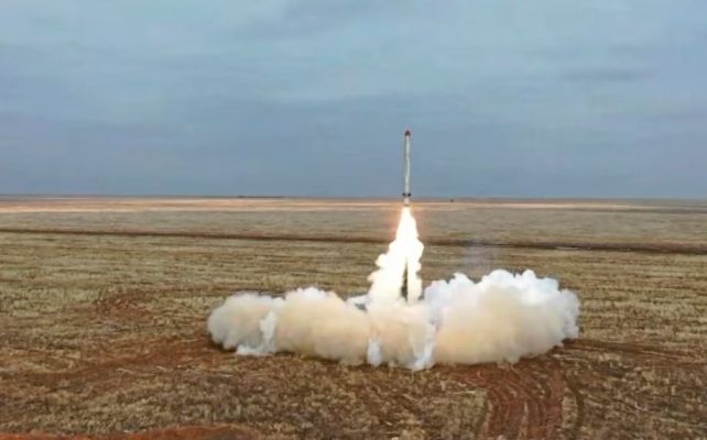 Rusia mban stërvitje bërthamore afër kufirit me Ukrainën Rusia mban stërvitje bërthamore afër kufirit me Ukrainën