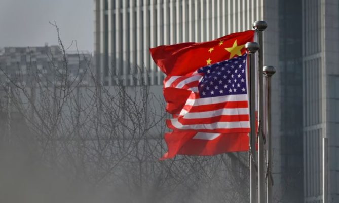 Kina sanksionon kompani amerikane për shkak të Tajvanit Kina sanksionon kompani amerikane për shkak të Tajvanit