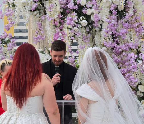 Martesa e 2 lezbikeve në tarracën e Bashkisë së Tiranës, Kisha Katolike: E papranueshme dhe kategorikisht e ndaluar