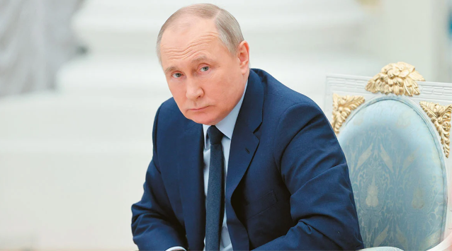 Putini vë në pikëpyetje legjitimitetin e Zelenskyt