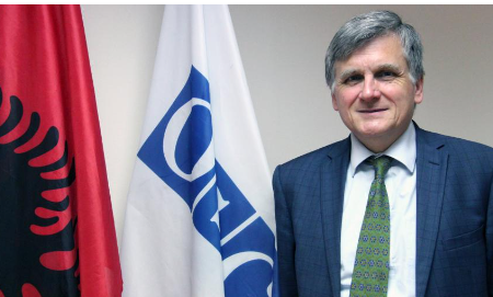 Merr detyrën kreu i ri i Prezencës së OSBE-së në Shqipëri Merr detyrën kreu i ri i Prezencës së OSBE-së në Shqipëri
