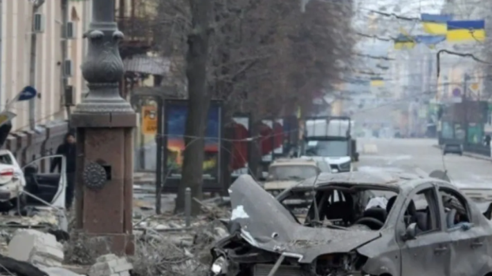 Fëmijët në Kharkiv shkojnë për herë të parë në shkollë nëntokësore në Ukrainë Fëmijët në Kharkiv shkojnë për herë të parë në shkollë nëntokësore në Ukrainë