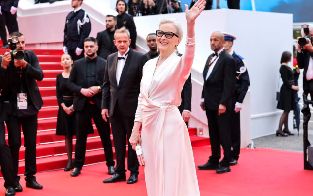 Festivali i Filmit në Kanë, si u shfaqën yjet në tapetin e kuq për eventin e vitit Festivali i Filmit në Kanë, si u shfaqën yjet në tapetin e kuq për eventin e vitit