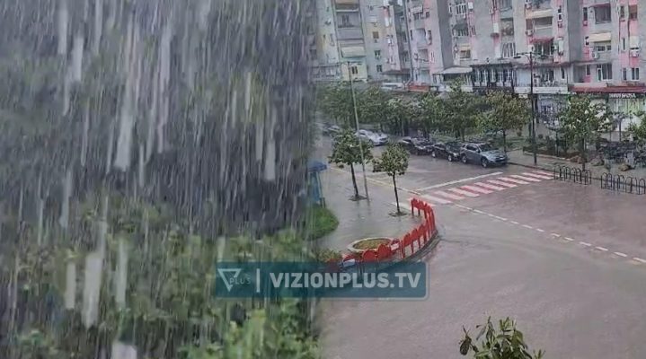 VIDEO/ Mot i keq, stuhi shiu dhe breshër në Elbasan