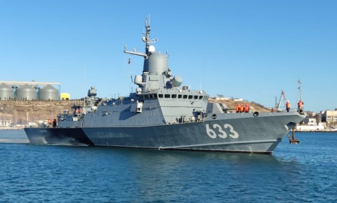 Ukraina pretendon se ka fundosur dy anije luftarake ruse në Sevastopol Ukraina pretendon se ka fundosur dy anije luftarake ruse në Sevastopol
