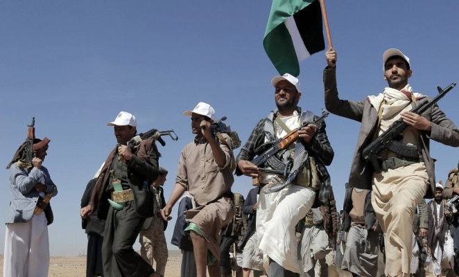 Houthi paralajmëron sulme ndaj anijeve që shkojnë drejt Izraelit