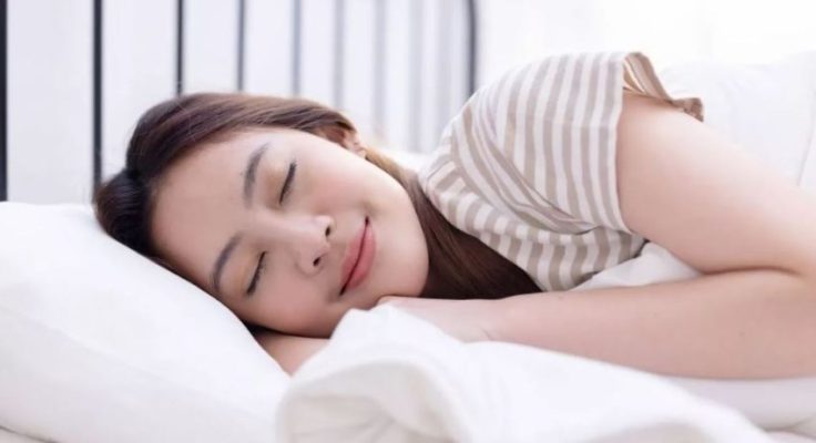 Flini të qetë duke ndjekur këto rregulla para gjumit