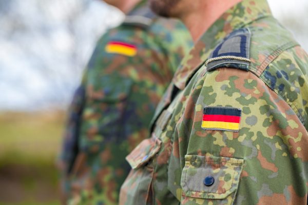 Gjermania gati të rikthejë ushtrinë me detyrim, rekrutim edhe për gratë