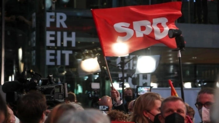 Dhunohet kandidati gjerman për eurodeputet, sulmohet gjatë fushatës Dhunohet kandidati gjerman për eurodeputet, sulmohet gjatë fushatës