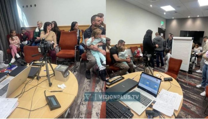 Projekti “Ishujt”, ministri Hasani: Ditët konsullore përfunduan me sukses, përfituan 2 mijë shqiptarë që jetojnë në Greqi dhe Irlandë Projekti “Ishujt”, ministri Hasani: Ditët konsullore përfunduan me sukses, përfituan 2 mijë shqiptarë që jetojnë në Greqi dhe Irlandë