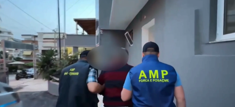 EMRI/ AMP arreston punonjësin e policisë në Qafë Botë, akuzohet për kontrabandë me mallra