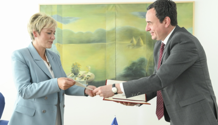 Këshilltarja e Albin Kurtit fiton zgjedhjet në Preshevë