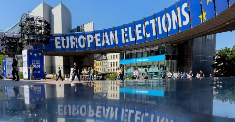 Dita e tretë e zgjedhjeve evropiane, rezultatet pritët të shpallen mbrëmjen e të dielës Dita e tretë e zgjedhjeve evropiane, rezultatet pritët të shpallen mbrëmjen e të dielës