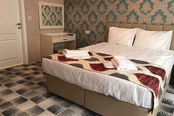 Tentoi të bënte pushime falas, si u zbulua mashtrimi i shqiptarit, 50-vjeçari arrestohet nga policia Tentoi të bënte pushime falas, si u zbulua mashtrimi i shqiptarit, 50-vjeçari arrestohet nga policia