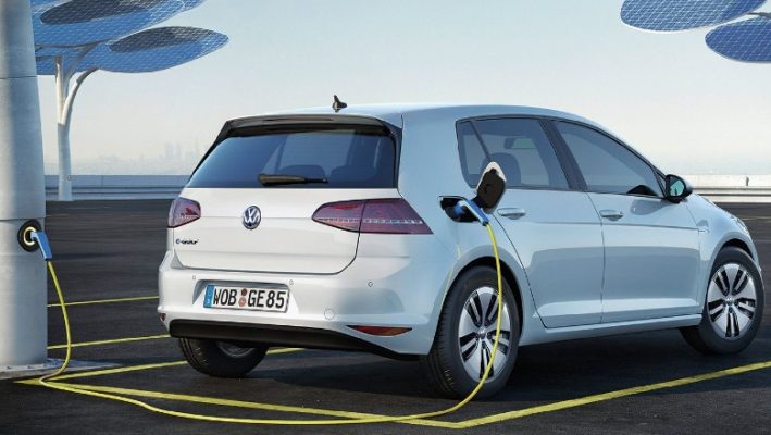 BE vendos tarifa të përkohshme për makinat elektrike kineze BE vendos tarifa të përkohshme për makinat elektrike kineze
