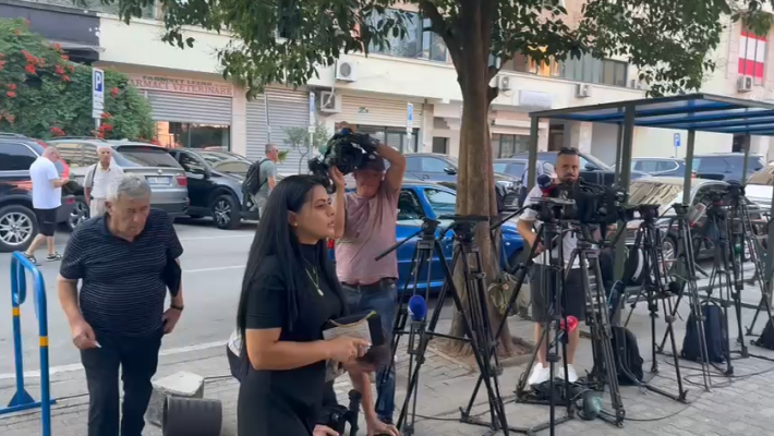 Familjarët e Aleks Nikës në SPAK, bashkëshortja dhe xhaxhai dëshmojnë për 21 janarin