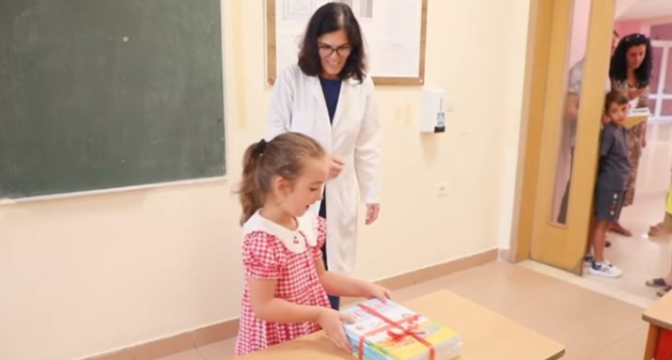 Viti i ri akademik, rreth 238 mijë nxënës do përfitojnë tekste shkollore falas