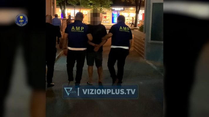“Do të ta mbyll lokalin”, i mori biznesmenit 10 mijë euro përmes shantazhit, arrestohet shefi i Antidrogës në Durrës