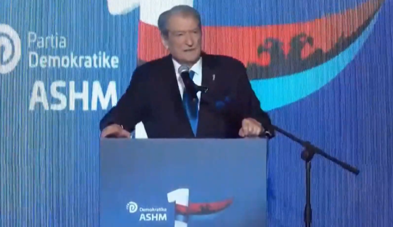 Berisha në Selanik : Viti i diasporës. Kreu i PD u kërkon emigrantëve të ndëshkojnë me votë Edi Ramën