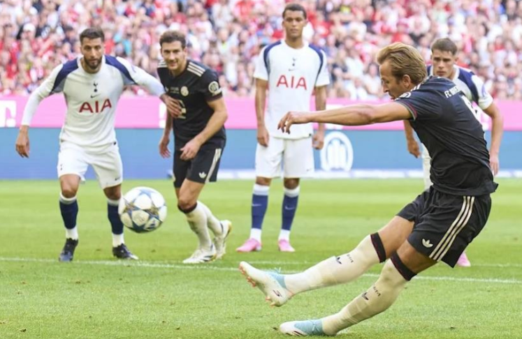 Bayern Munich fiton thellë miqësoren me Tottenhamin