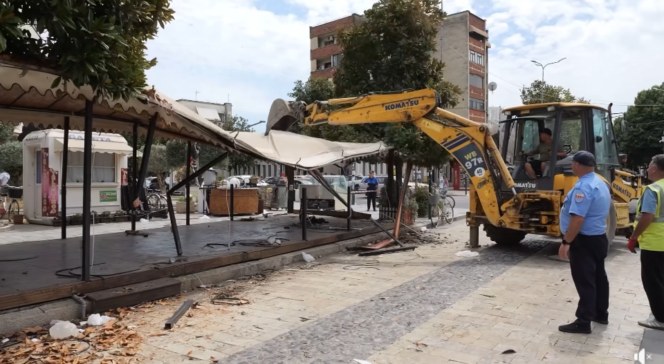  Rilindja Urbane 2 0   Rama publikon pamje nga lirimi i hapësirave publike në Shkodër