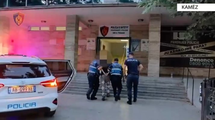 U kapën në flagrancë me një çantë me kanabis, arrestohen dy të rinjtë në Kamëz