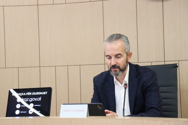 KQZ afate të reja për zgjedhjet: Të shtyhet regjistrimi i partive dhe kandidatëve për 5 bashkitë